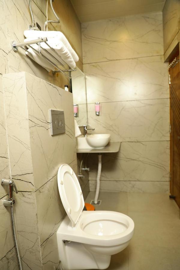 Dee Ess Residency Bed and Breakfast Σίμλα Εξωτερικό φωτογραφία