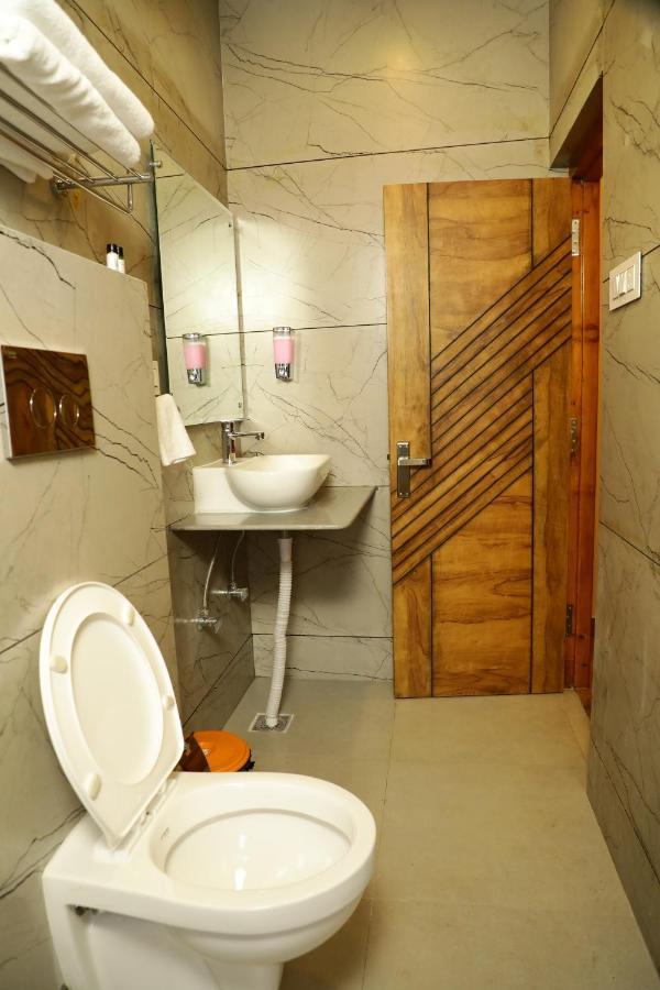 Dee Ess Residency Bed and Breakfast Σίμλα Εξωτερικό φωτογραφία
